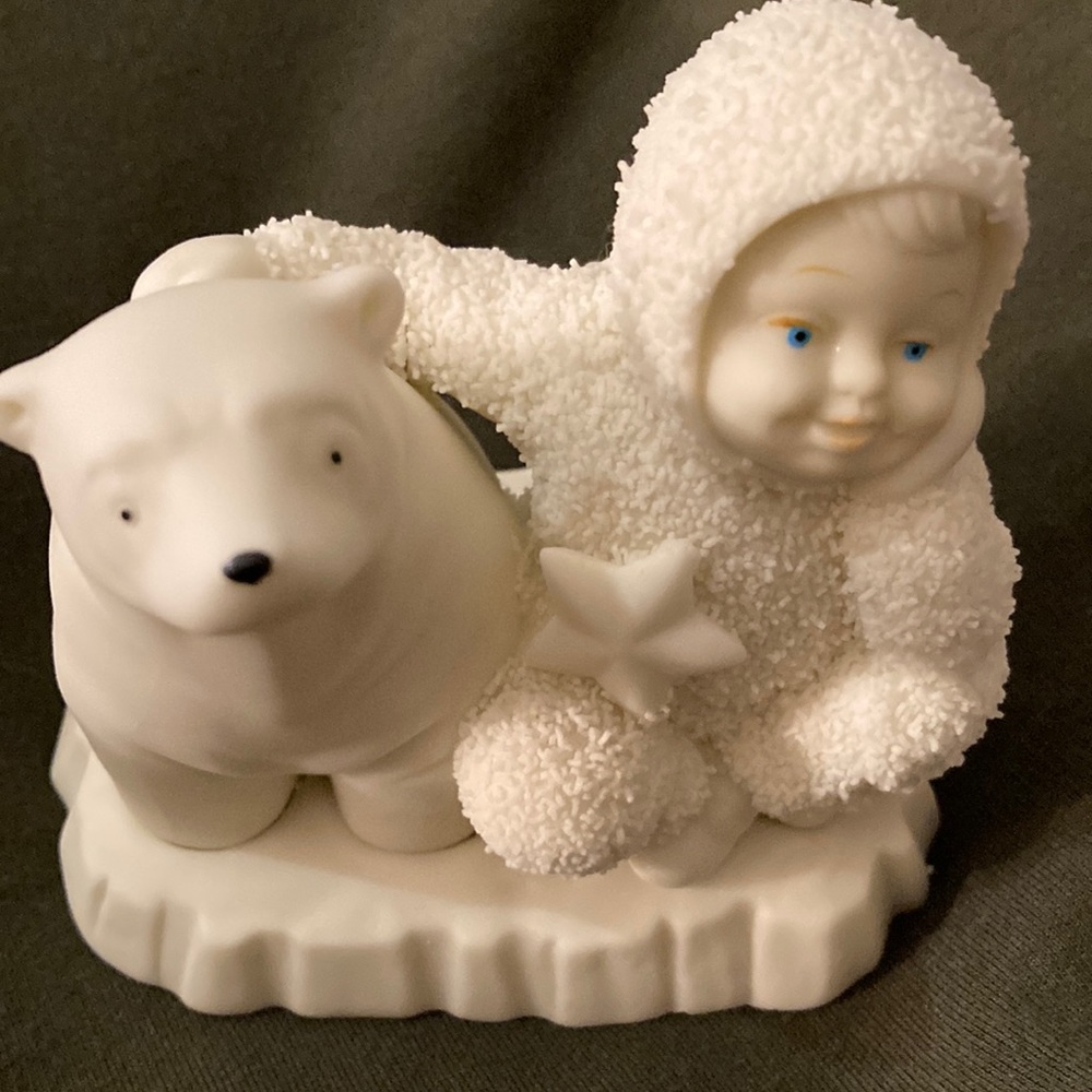 MAKE AN OFFER 
Department 56 Snowbabies